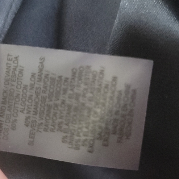 Elie Tahari Navy zippered front mixed media jacket with chain hem - Picture 8 of 8